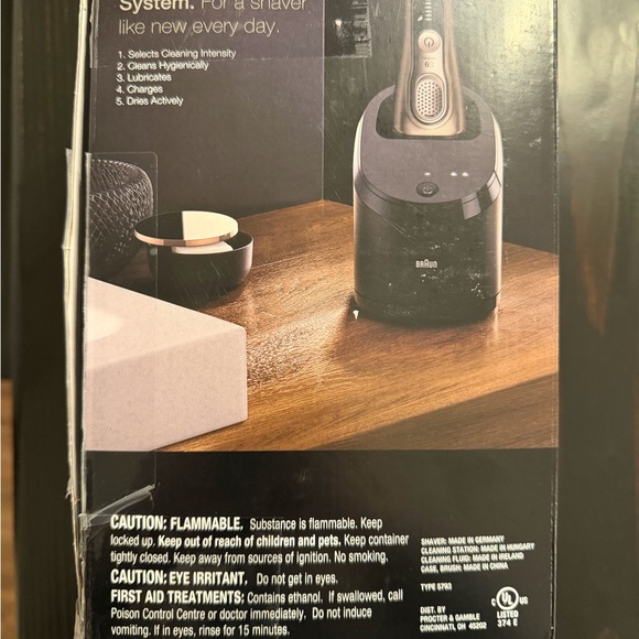 Braun Series 9 Electric Shaver - Silver and Black - Picture 8 of 12